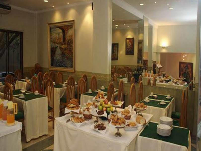 Hotel Ariosto Mendoza Exterior foto
